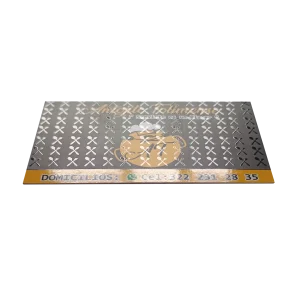 1.000 Tarjetas de Presentación 4 x 4 Laminado Mate y Brillo UV Reservado